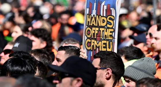 CFMEU members rally in Sydney on Tuesday, August 27 (Image: AAP/Bianca De Marchi)