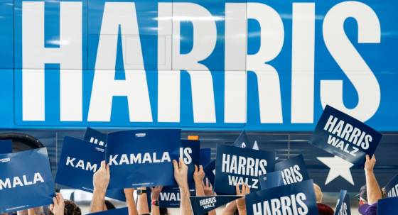(Image: EPA/Shawn Thew)